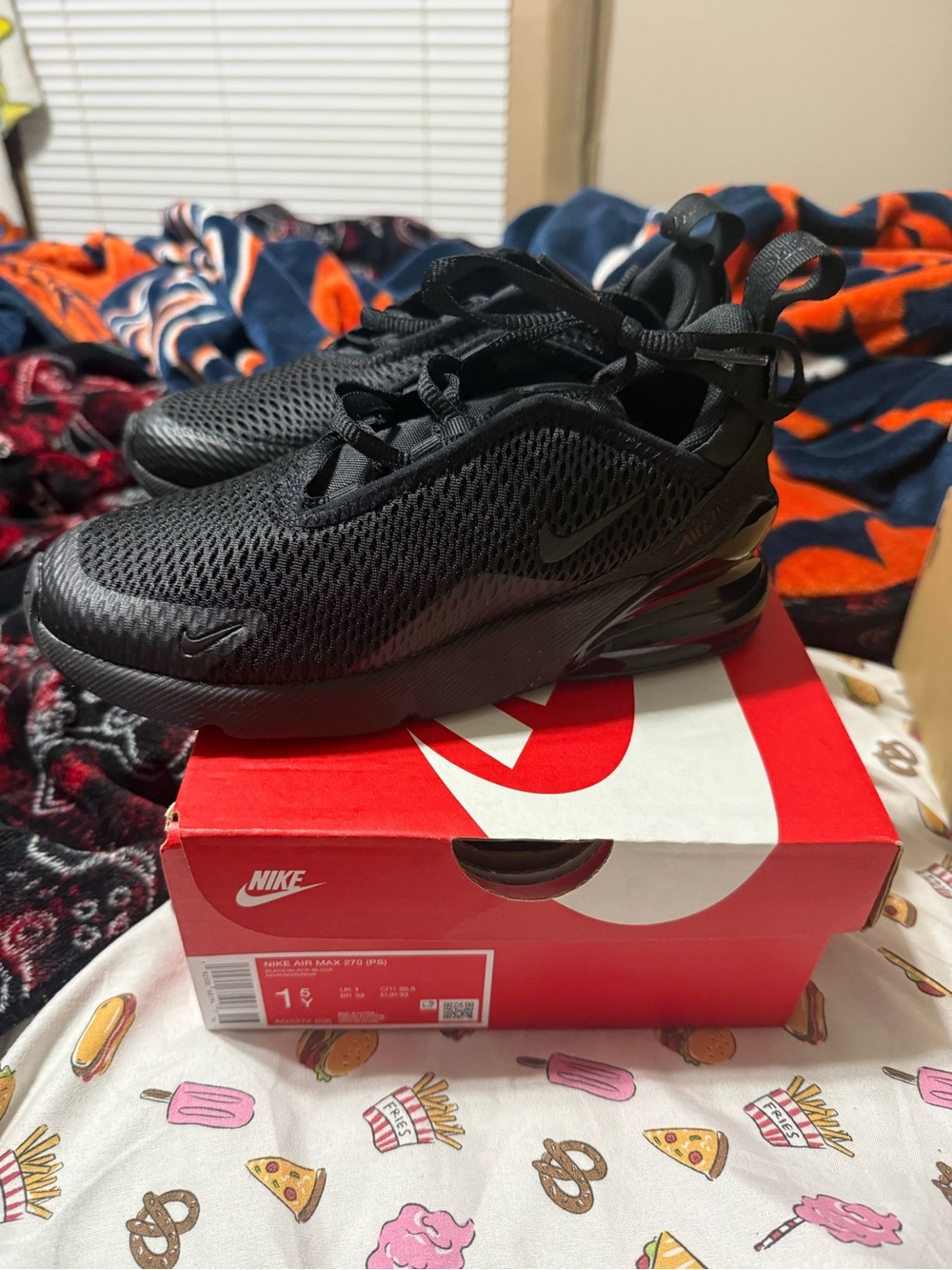 Nike Kids 270s